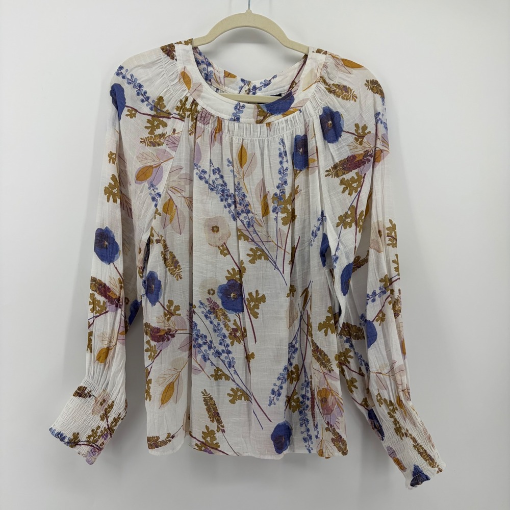 a.n.a Womens Medium White‎ Blue Floral Blouse Boho Smocked Long Sleeve Top